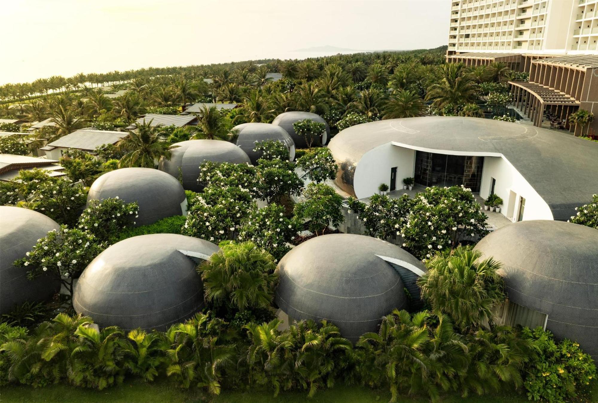 Radisson Blu Resort Cam Ranh Nha Trang Exterior foto